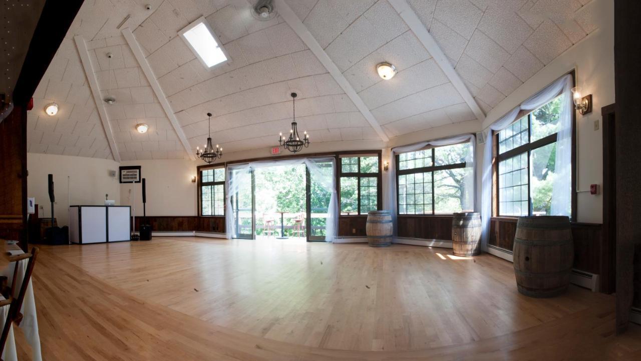 Summit Lodge 基灵顿 外观 照片
